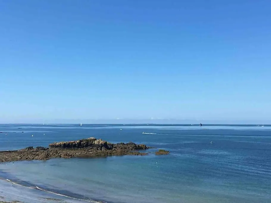 Une Vue Panoramique Sur La Baie De Concarneau Apartment
